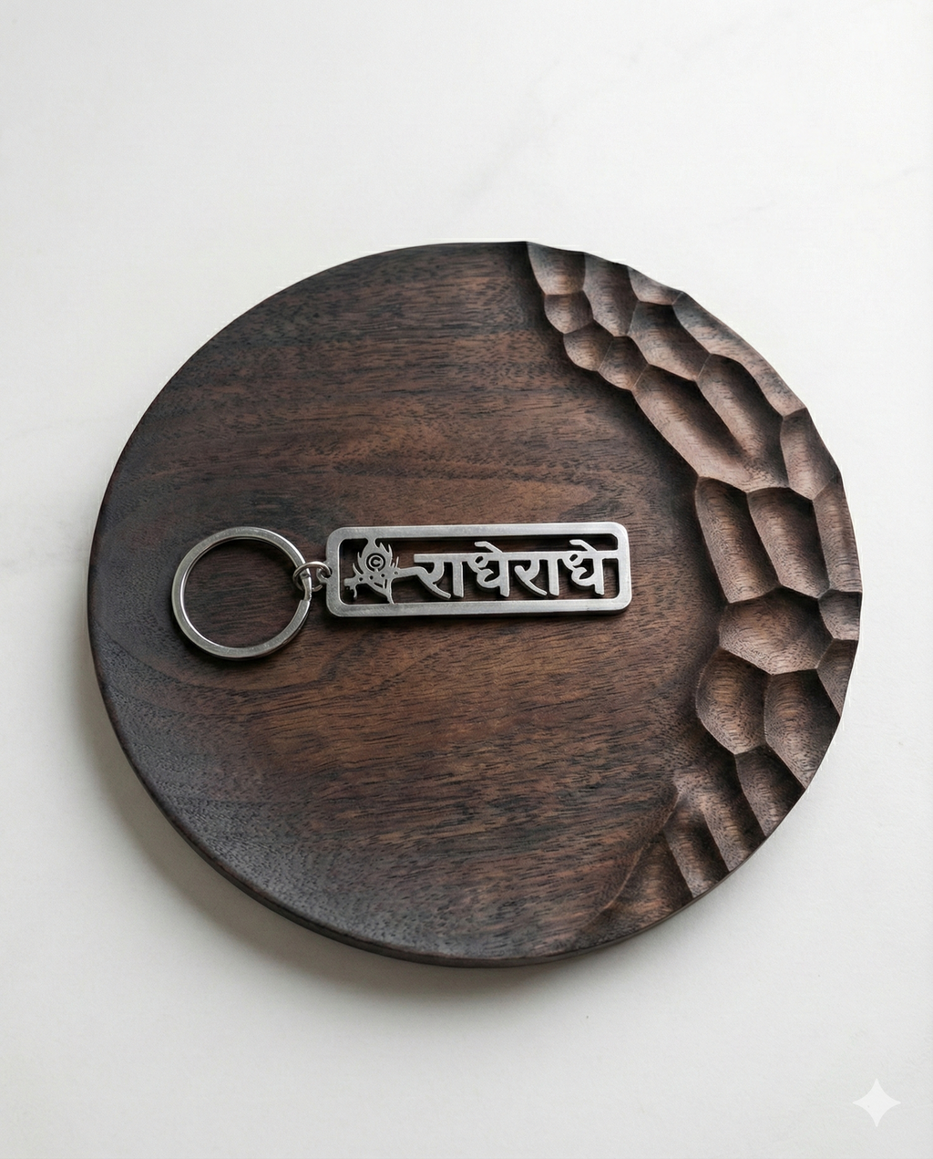 RADHE RADHE stainless steel keychain